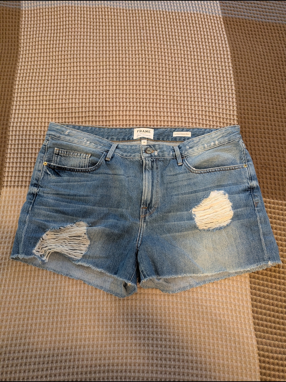 Frame Le Grand Garçon Distressed Denim Women's Shorts